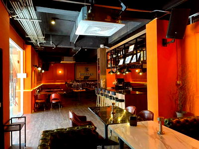 เช่าอาคารพาณิชย์ สวนเบญจกิติ : 🏢 ให้เช่า | อาคาร Stand Alone 4 ชั้น – พระราม 4💰 ค่าเช่าเพียง 220,000 บาท/เดือน📋 รหัสทรัพย์: RS3744