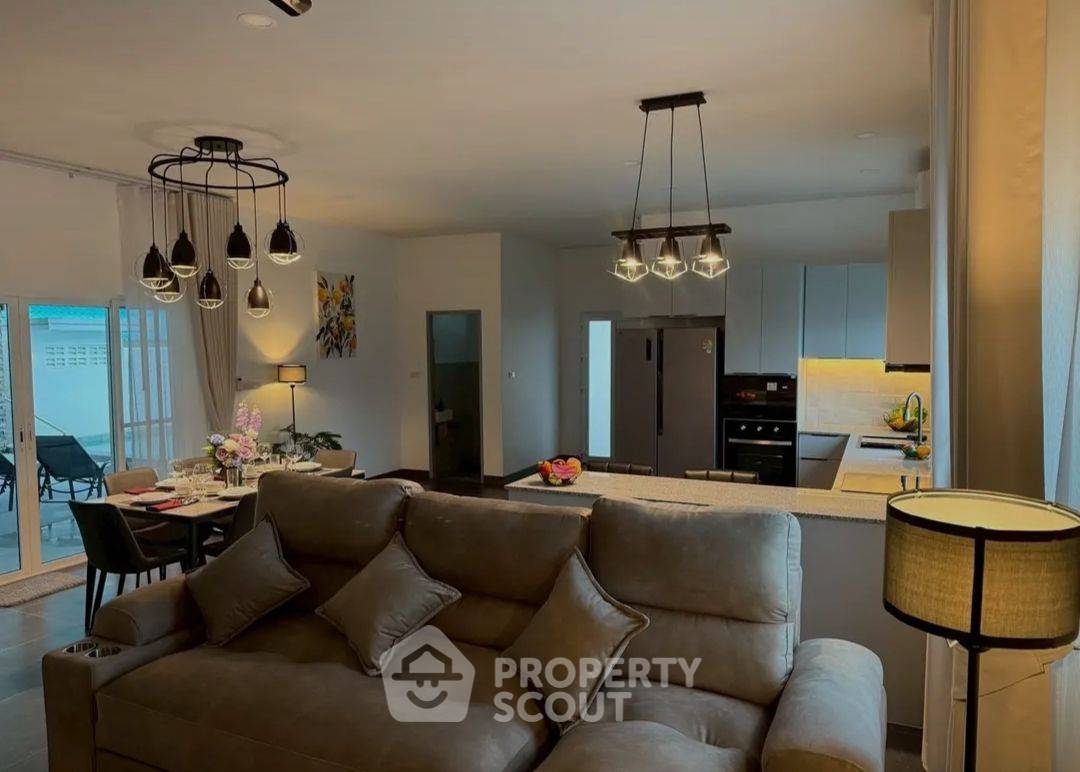 รูป วิลล่า 3-ห้องนอน ใน หินเหล็กไฟ (ID 2435128) - รูปที่ 14/20