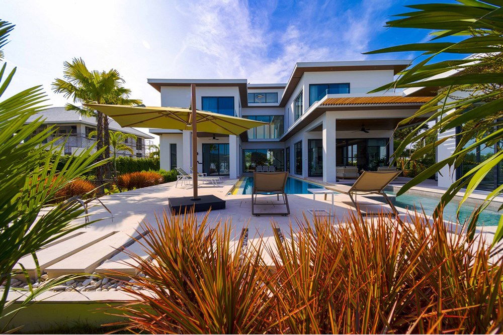 รูป [920601001-697] ขายวิลล่าหรูพร้อมสนามเทนนิส 4 ห้องนอน 4 ห้องน้ำ ในซอย 70 ของ huahin - รูปที่ 27/108