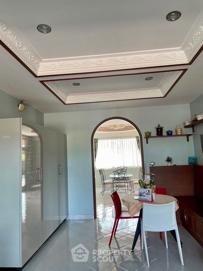 รูป วิลล่า 10-ห้องนอน ใกล้ บางเสร่ (ID 2003327) - รูปที่ 7/12