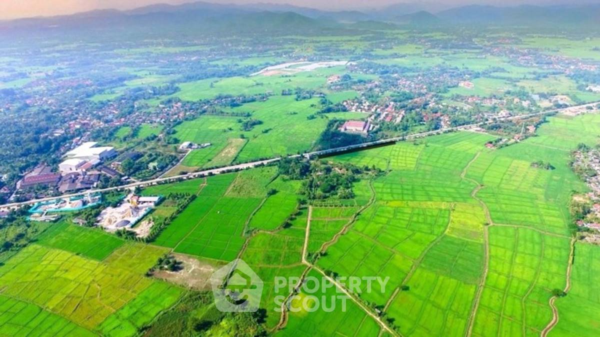 รูป ที่ดินสำหรับปล่อยขาย 1,040,000 ตารางเมตร แถว ใน เชิงดอย (ID 2453674) - รูปที่ 1/8