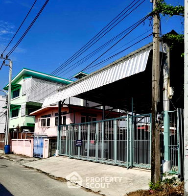 Land for sale Samut Prakarn : 208 m² Land for Sale in Bang Kaeo (ID 2453647)