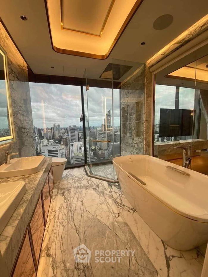 picture 3-BR Condo at The Esse At Singha Complex near MRT Phetchaburi (ID 2449800) - 13/19