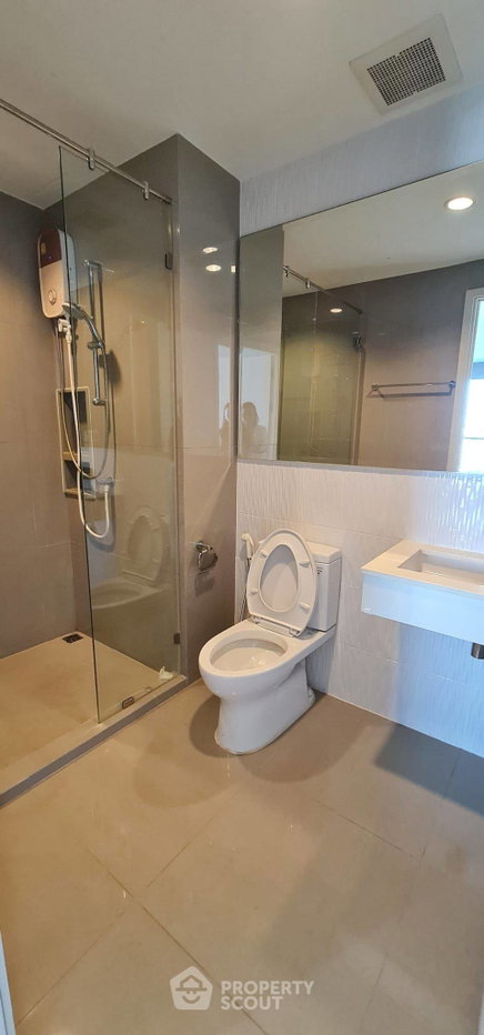 picture 24th-Floor 2-BR 78 Sqm Condo At Rhythm Sukhumvit 42, 200m To BTS Ekkamai (ID 1000297) - 6/7