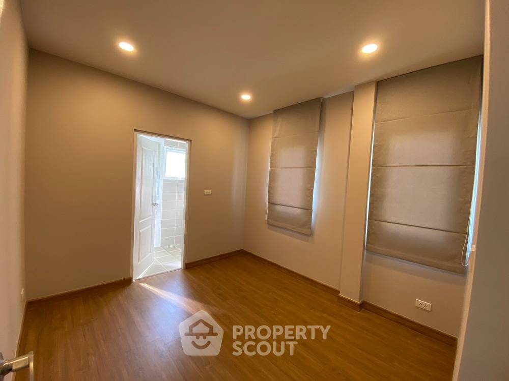 รูป บ้าน 4-ห้องนอน ใน บ้านคลองสวน (ID 1526579) - รูปที่ 12/12