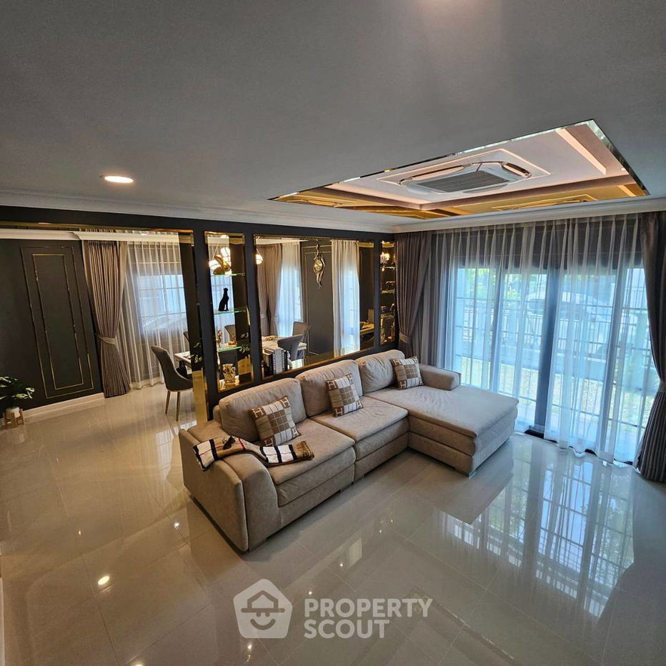 รูป บ้าน 4-ห้องนอน ที่ เซนโทร บางนา ใน บางแก้ว (ID 2106255) - รูปที่ 2/10