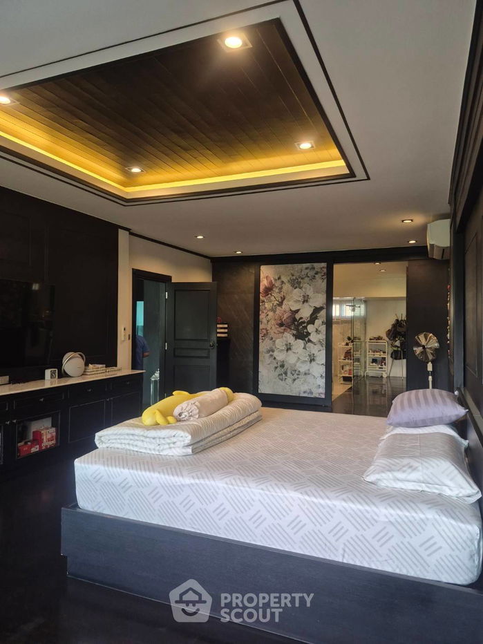 picture 4-BR House in Nuan Chan (ID 2456436) - 10/43