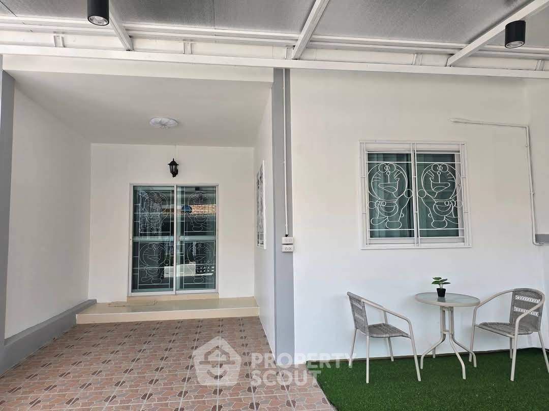 รูป ทาวน์เฮาท์ 2-ห้องนอน ใกล้ เมืองพัทยา (ID 2130355) - รูปที่ 2/10