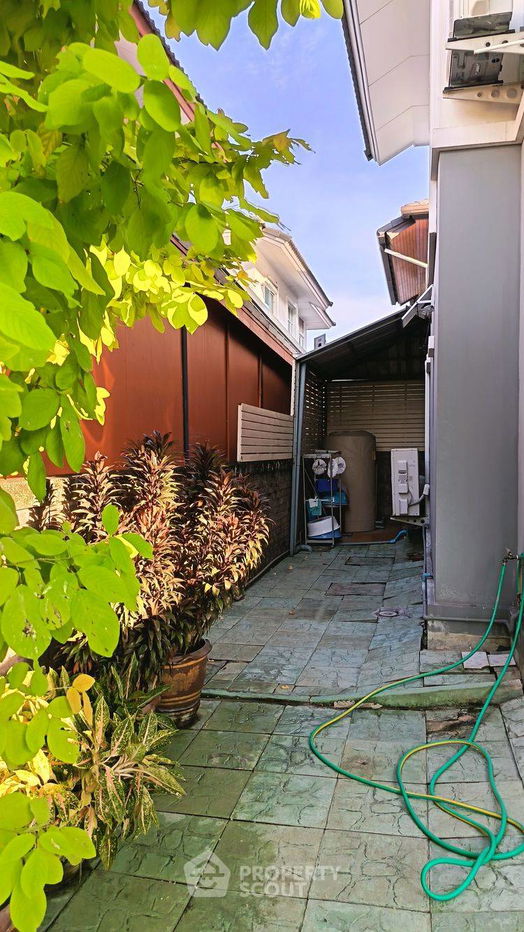 picture 4-BR House at The Plant Bangkhae near MRT Lak Song (ID 2426300) - 3/12