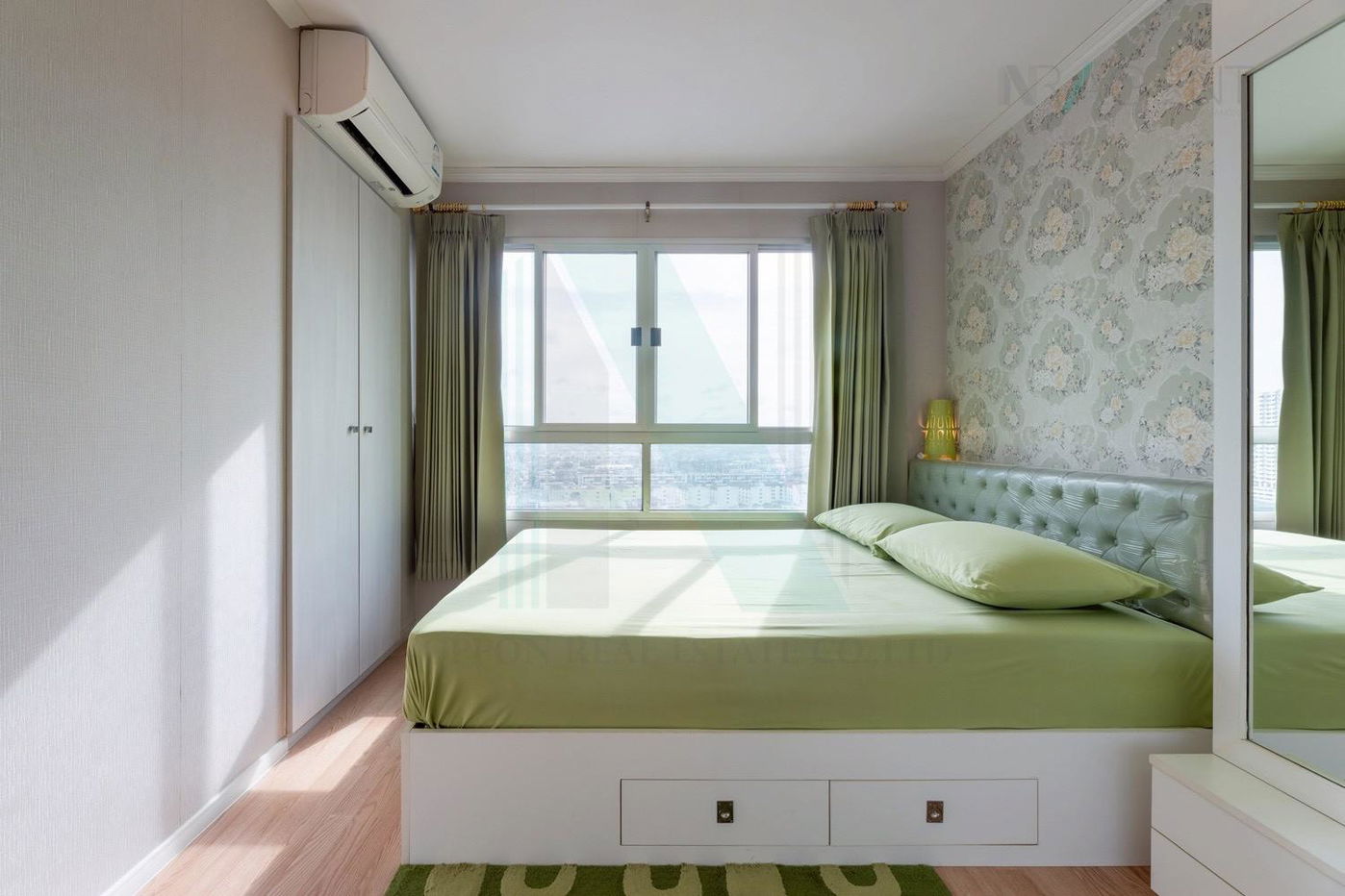 picture 📌 For Sell Condo LUMPINI VILLE RAMKHAMHAENG 60/2 Building A, Floor 19,1 bed room, Room size 26 sqm - 6/8