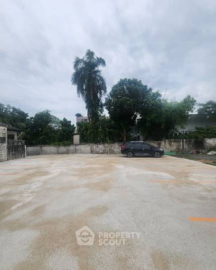 รูป ที่ดินสำหรับปล่อยขาย 716 ตารางเมตร แถว ใกล้ พร้อมพงษ์ (ID 1697522) - รูปที่ 4/5