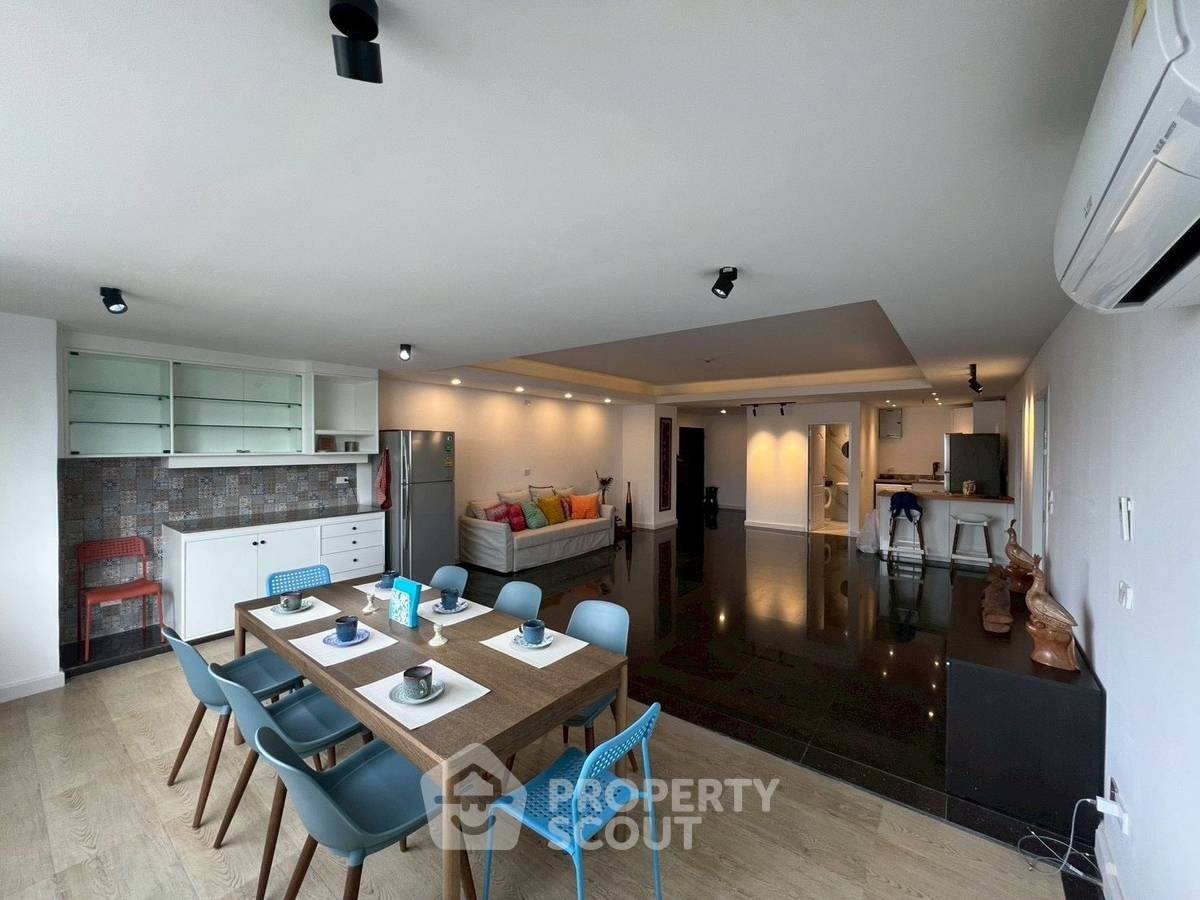 picture 3-BR Condo at The Waterford Park Sukhumvit 53 Condominium near BTS Thong Lor (ID 2391594) - 1/5