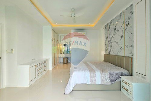 picture [920601001-650] Modern Quality Pool Villa, 3 Bed 3 bath in Hua Hin Soi 88 For Sale - 16/27