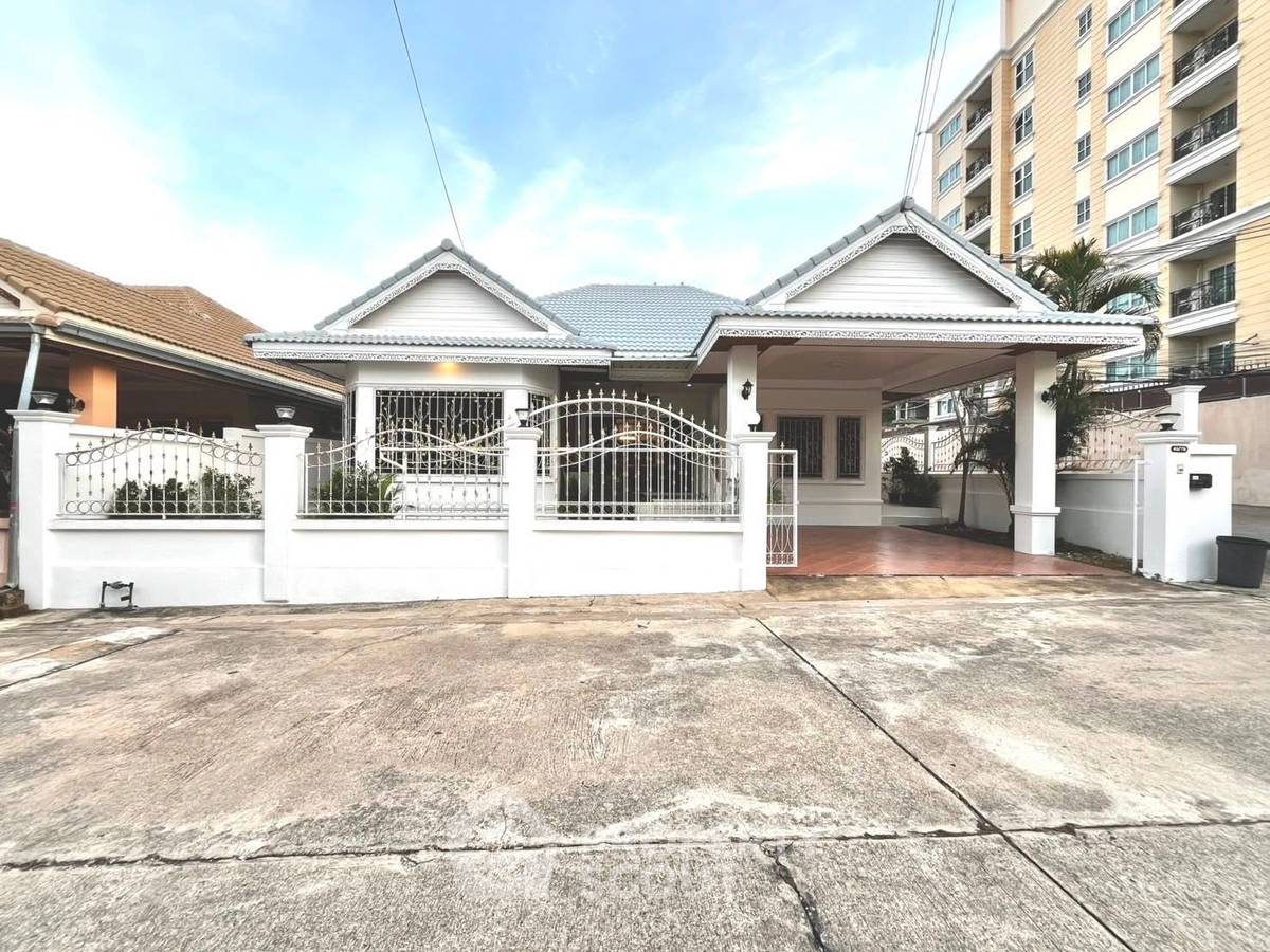 รูป บ้าน 4-ห้องนอน ที่ รอยัล กรีน พาร์ค ใกล้ พัทยาตะวันออก (ID 2099763) - รูปที่ 1/17