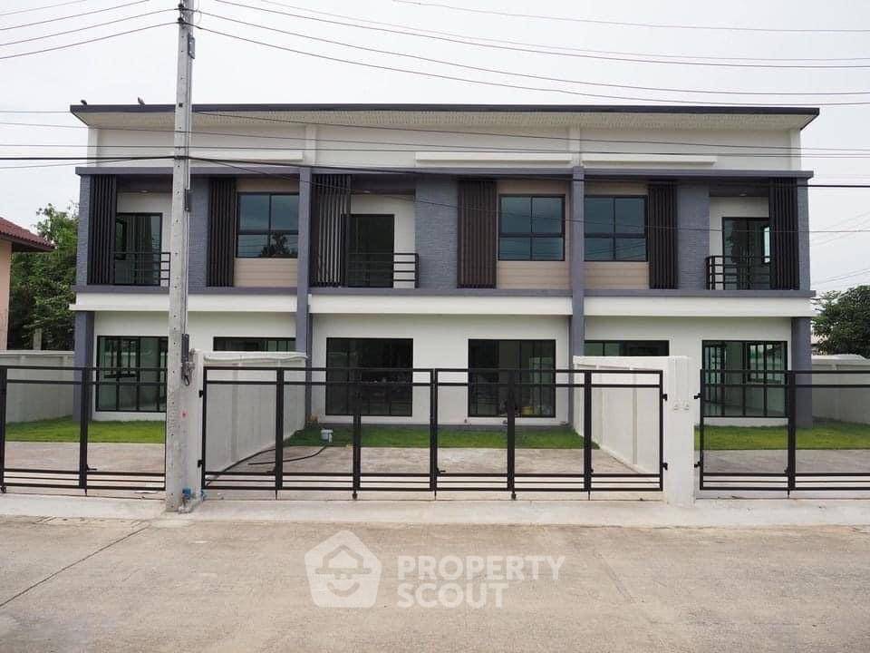 รูป ทาวน์เฮาท์ 3-ห้องนอน ใน บางชัน (ID 1123482) - รูปที่ 1/9