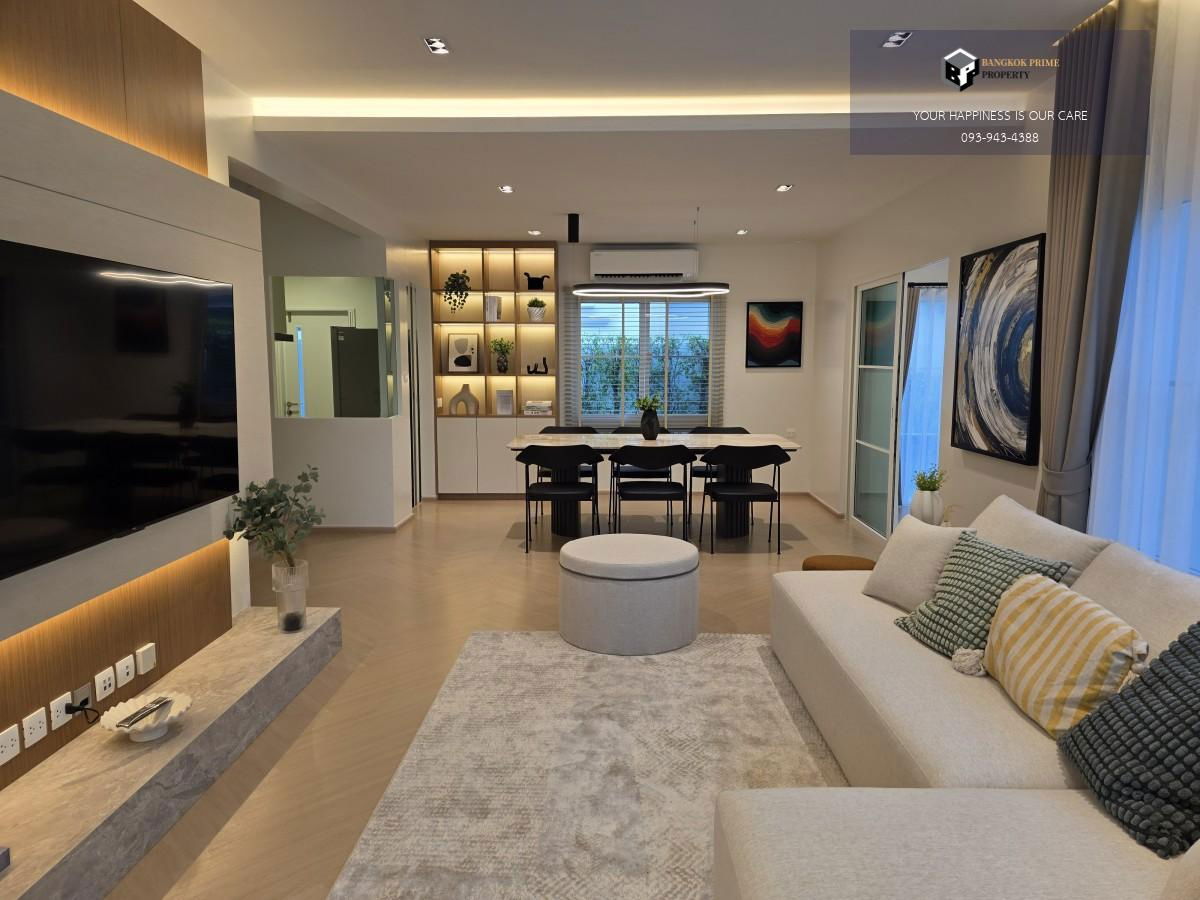 picture Villaggio 3 Srinakarin-Bangna | Single house with garden in front #2025120113283 - 2/12