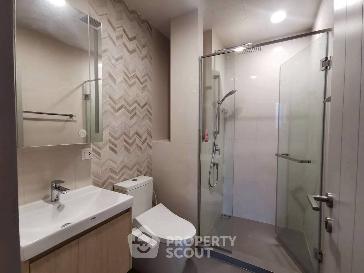 picture 1-BR Condo at Oka Haus Sukhumvit 36 near BTS Thong Lor (ID 2386722) - 7/11