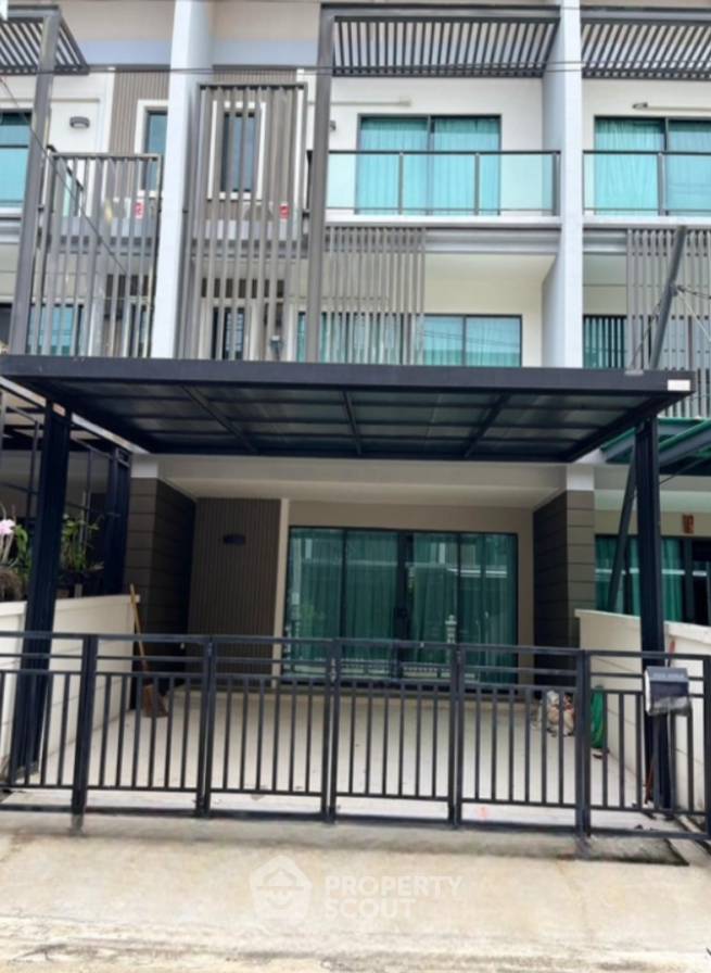 รูป ทาวน์เฮาท์ 3-ห้องนอน ใกล้ MRT สามแยกบางใหญ่ (ID 1621563) - รูปที่ 1/4