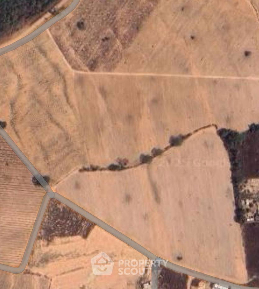 รูป ที่ดินสำหรับปล่อยขาย 62,028 ตารางเมตร แถว ใกล้ เมืองพัทยา (ID 2056503) - รูปที่ 3/5