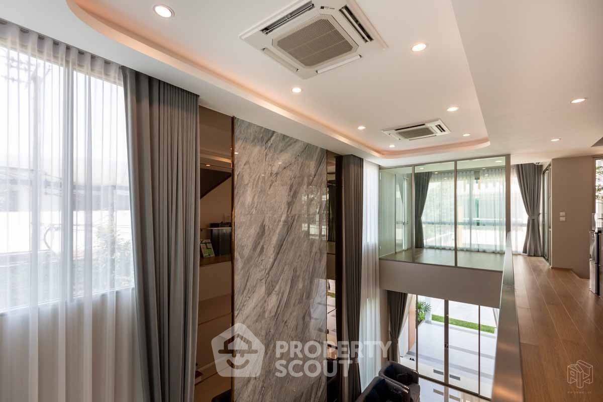 picture 3-BR Townhouse at Qualitia Sukhumvit 62 near BTS Bang Chak (ID 2455620) - 6/18