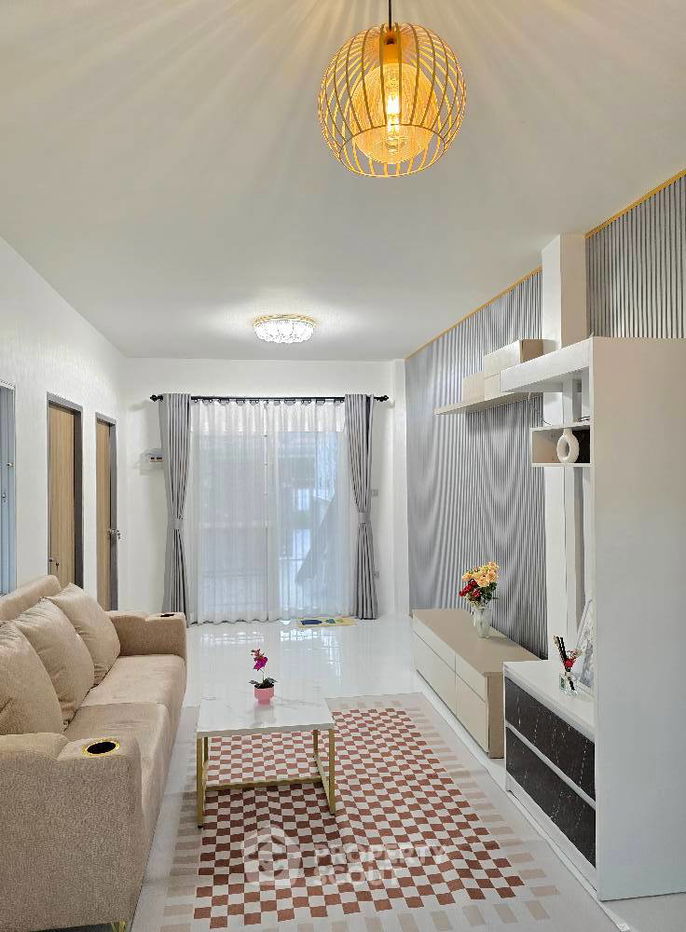 รูป ทาวน์เฮาท์ 2-ห้องนอน ใกล้ เมืองพัทยา (ID 2130355) - รูปที่ 3/10