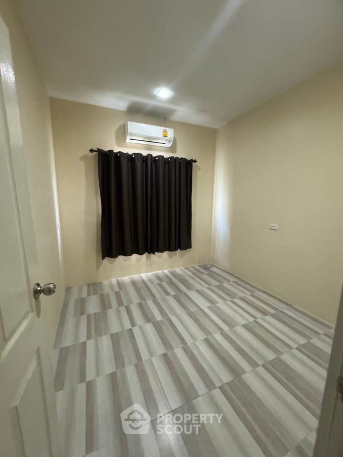 รูป ทาวน์เฮาท์ 4-ห้องนอน ใกล้ ท่าอากาศยานสุวรรณภูมิ (ID 1994689) - รูปที่ 7/12