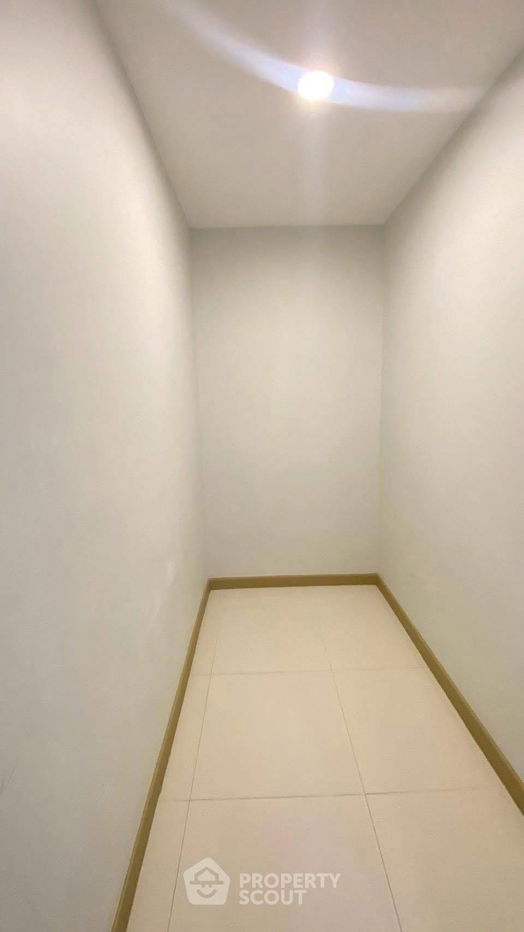 picture 2-BR Condo at Elements Srinakarin in Nong Bon (ID 2457675) - 11/14