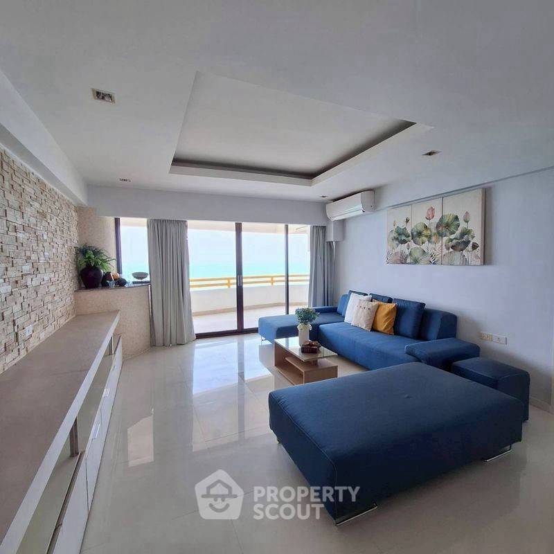 picture 3-BR Condo at Sunshine Beach Condotel close to Pattaya (ID 2450182) - 16/19