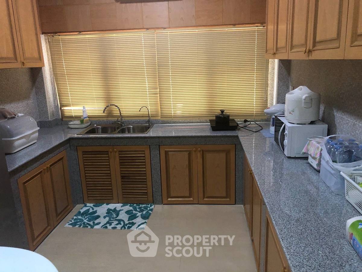 รูป บ้าน 2-ห้องนอน ใกล้ เดอะ เวเนเซีย (ID 2185043) - รูปที่ 4/9