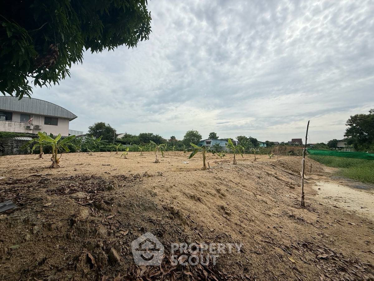 picture 812 m² Land for Rent in Chimphli (ID 2453998) - 1/4