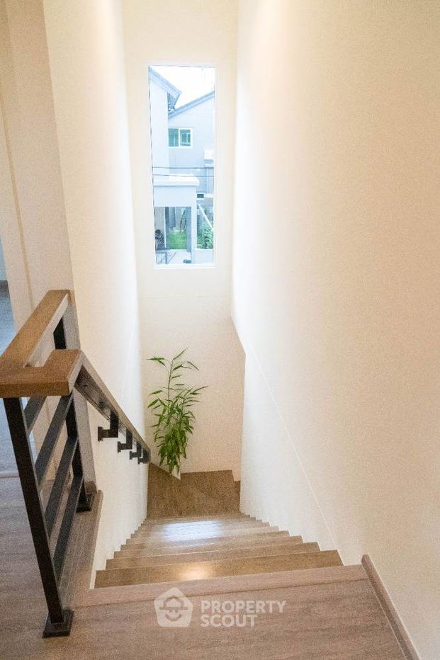 รูป บ้าน 4-ห้องนอน ใกล้ Payap University Chiang Mai (ID 1892782) - รูปที่ 11/21