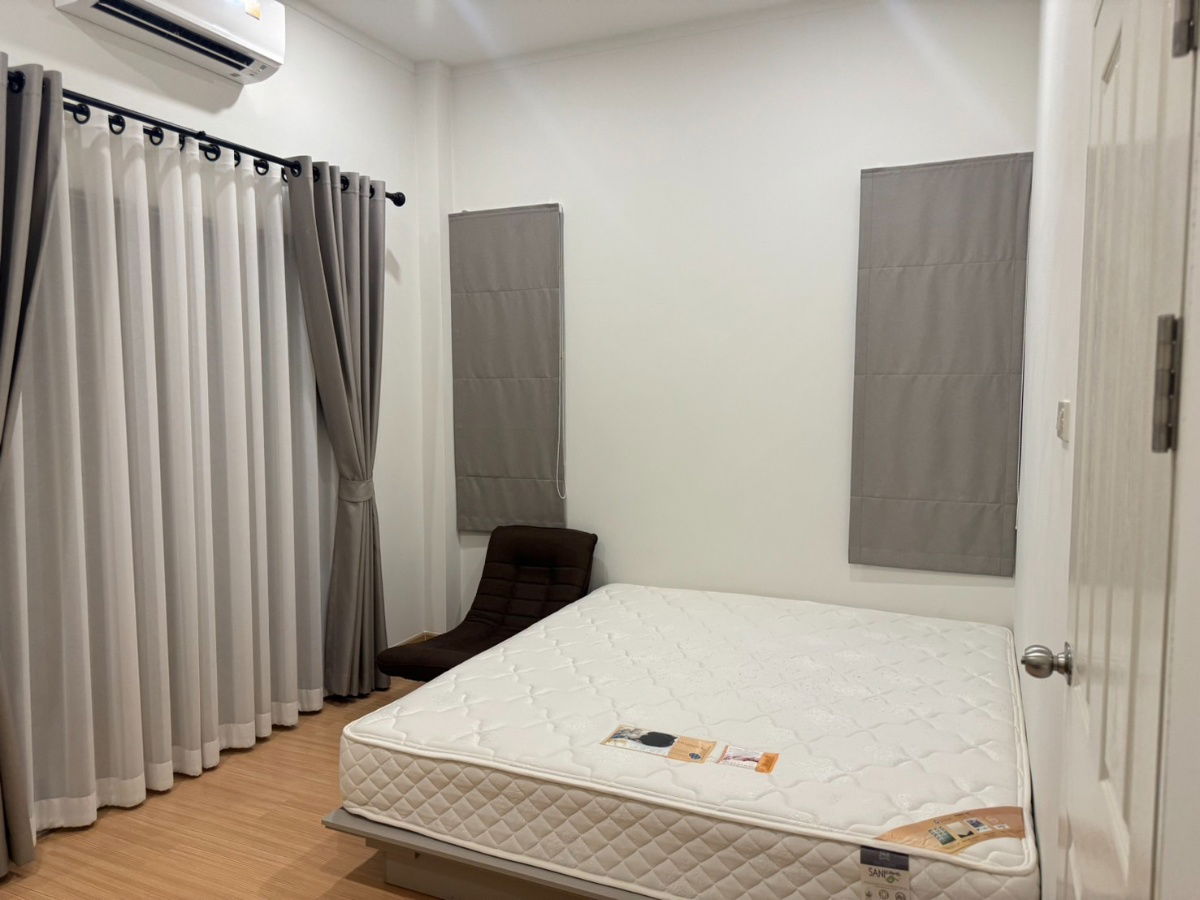 picture Two-storey detached house for sale  4 bedrooms 3 bathrooms and 3 parkings. - 16/26