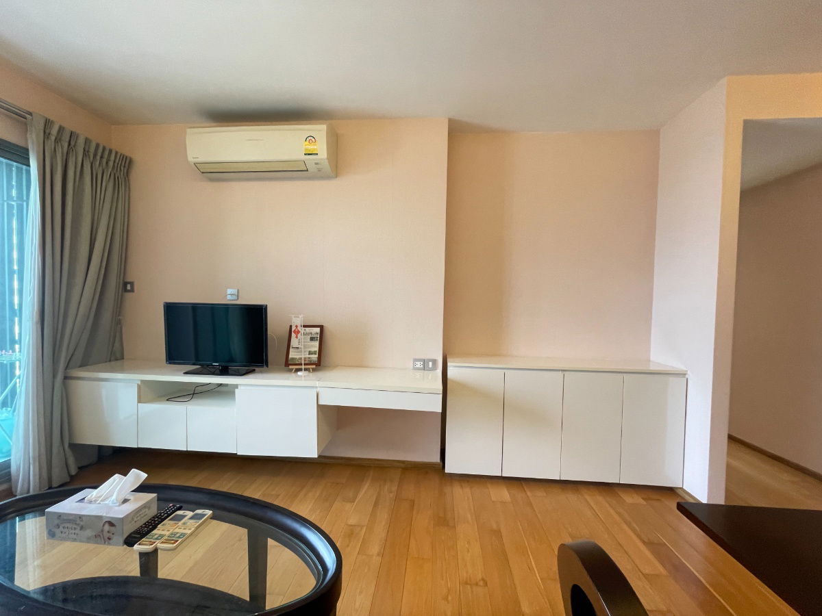 picture For Sell H Sukhumvit 43 condominium 2 bedroom with bathtub conner unit Rare item - 14/15