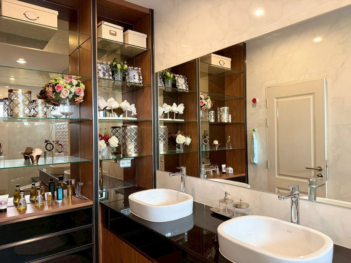 รูป 🏡 Blue Lagoon 2 – Pool Villa สุดหรู ทำเลบางนา–สุวรรณภูมิ บ้านหลังมุม 4 ห้องนอน 6 ห้องน้ำ พื้นที่ใหญ่เป็นพิเศษ 1 - รูปที่ 15/20