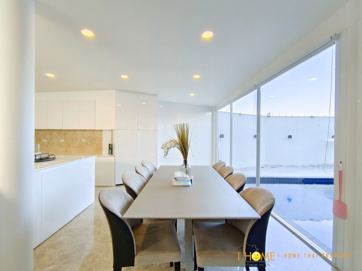 รูป ให้เช่า Pool Villaสองชั้น    4 ห้องนอน 4 ห้องน้ำ 1  ห้องครัว  2  ที่จอดรถ - รูปที่ 15/41