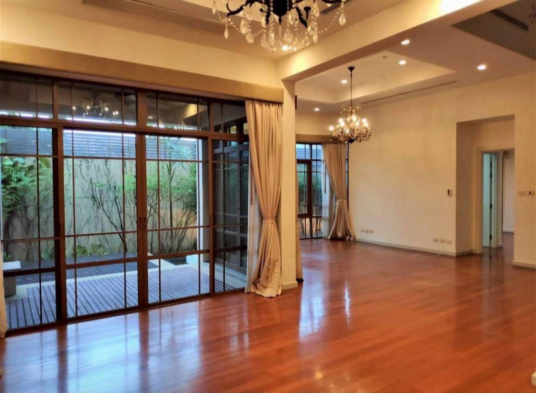 picture  OH1201- Luxury Large House for Rent in the Heart of Sukhumvit, Land 392 sq.m.,4 Bedrooms 5 Bathrooms with Private Swimming Pool, near BTS Phra khanong - 5/8