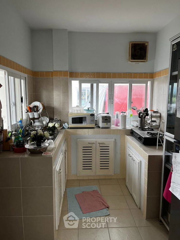 รูป บ้าน 3-ห้องนอน ที่ เดอะ เซนโทร รัตนาธิเบศร์ ใน บางเลน (ID 1616590) - รูปที่ 9/18