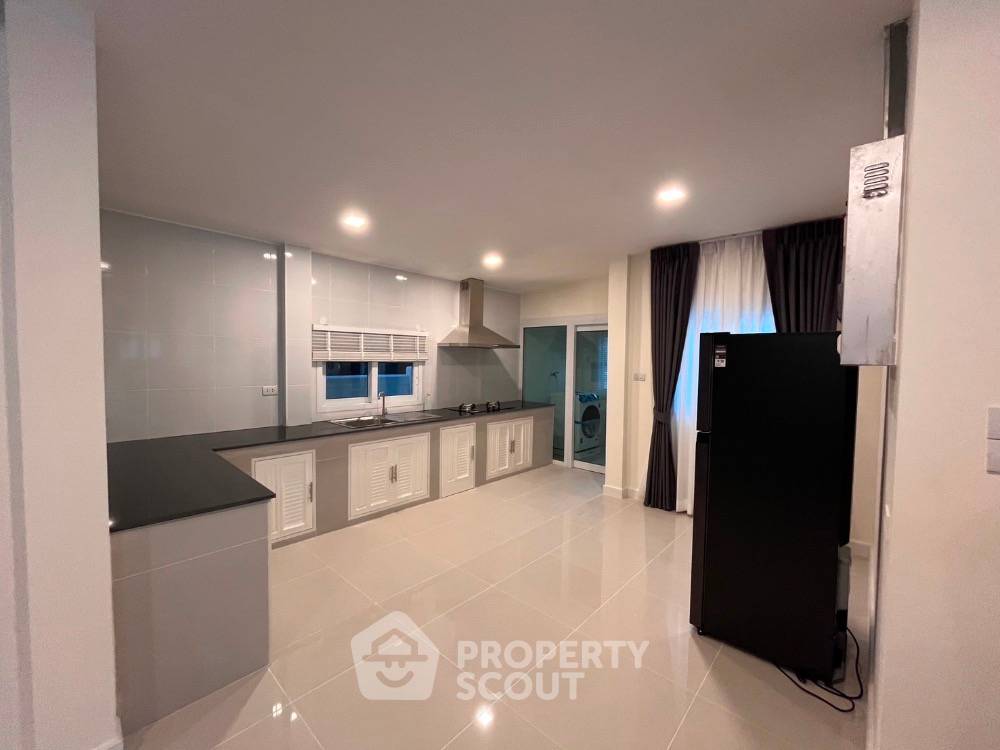 รูป บ้าน 3-ห้องนอน ใน บางพูด (ID 1966329) - รูปที่ 12/23