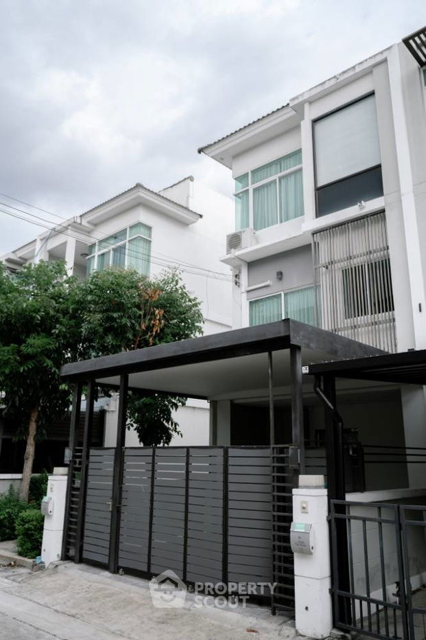 รูป ทาวน์เฮาท์ 3-ห้องนอน ใกล้ MRT สะพานพระนั่งเกล้า (ID 1775838) - รูปที่ 31/31