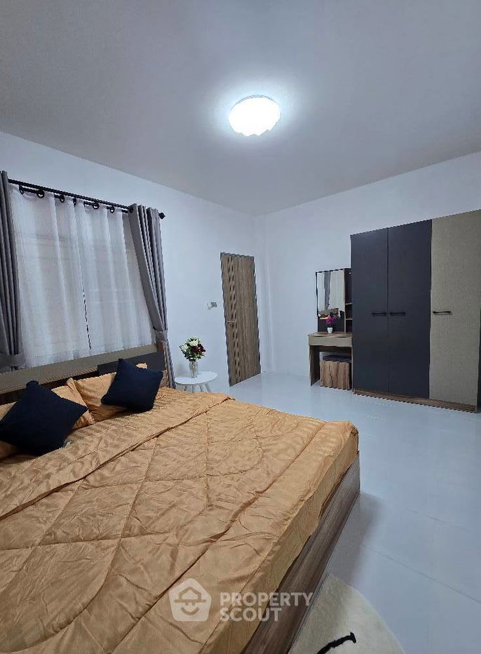 รูป ทาวน์เฮาท์ 2-ห้องนอน ใกล้ เมืองพัทยา (ID 2130355) - รูปที่ 8/10