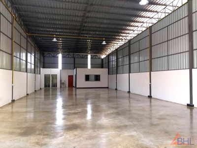 โรงงาน ถนนหทัยราษฎร์ : ขายโกดัง ที่ดิน 315 ตรว. 840 ตรม. ย่านนิมิตรใหม่ (ใกล้มีนบุรี-คลองสามวา-สยาไหม-สุวินทวงศ์ ) เขตคลองสามวา กรุงเทพ