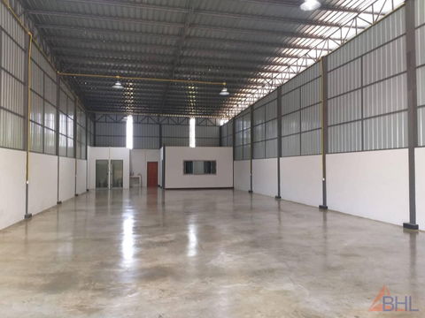 ขายโกดัง ที่ดิน 315 ตรว. 840 ตรม. ย่านนิมิตรใหม่ (ใกล้มีนบุรี-คลองสามวา-สยาไหม-สุวินทวงศ์ ) เขตคลองสามวา กรุงเทพ