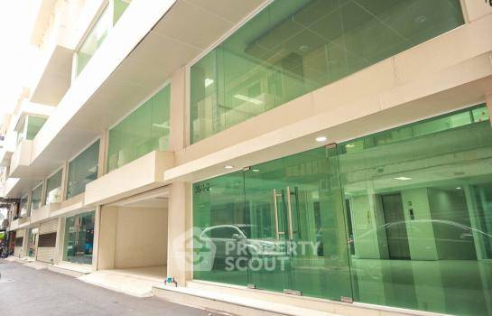 รูป ที่ดินสำหรับปล่อยขาย 740 ตารางเมตร แถว ใกล้ ถนนนราธิวาสราชนครินทร์ (ID 1973868) - รูปที่ 1/6