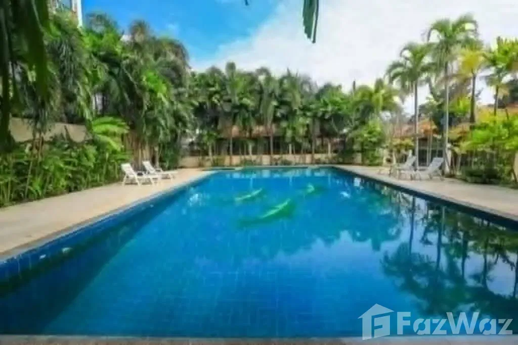 picture 36 Bedroom Villa for sale in Rawai, Phuket  2006247 - 10/12