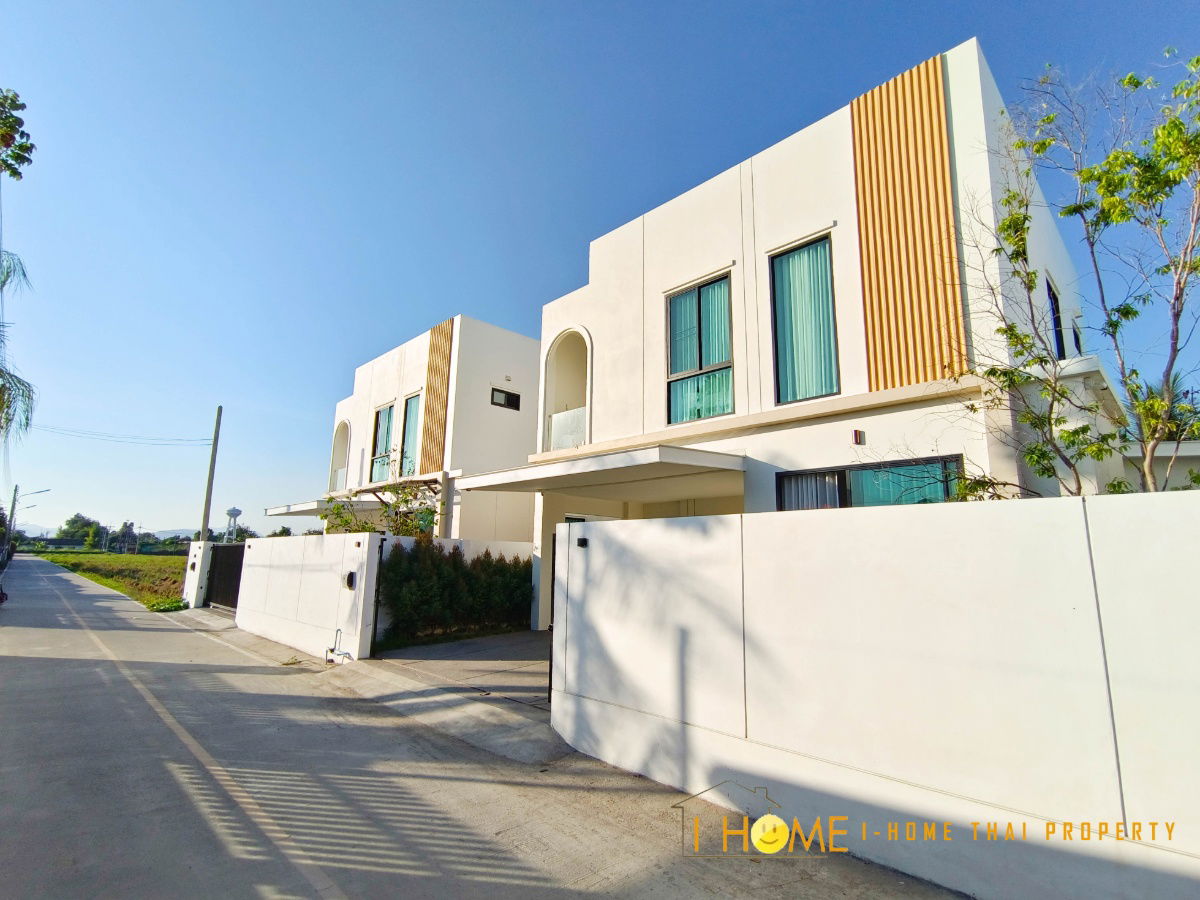 รูป ให้เช่าบ้านเดี่ยวสองชั้น 3 ห้องนอน 3 ห้องน้ำ 1 ห้องครัว 2 ที่จอดรถ - รูปที่ 3/31