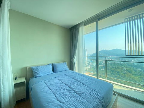Condo for sale in Sriracha, in the heart of the city, Marina Bay Front, beautiful room, ready to move in.