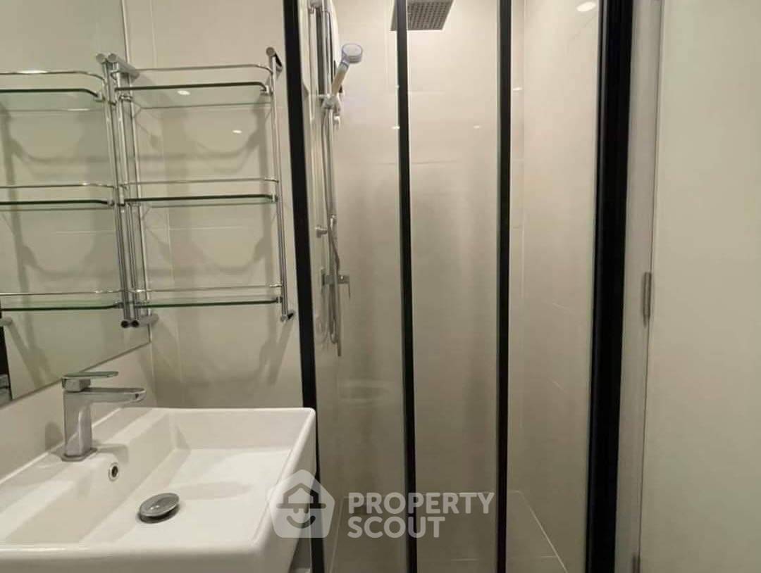 picture 1-BR Condo at Knightsbridge Prime Sathorn near BTS Saint Louis (ID 1981373) - 8/12
