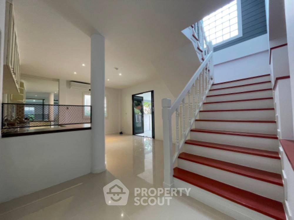 รูป บ้าน 3-ห้องนอน ใน ลาดพร้าว (ID 1062000) - รูปที่ 7/9