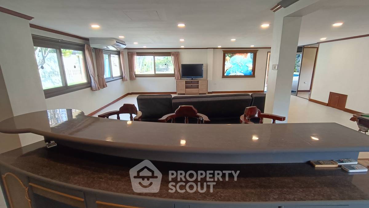 รูป บ้าน 4-ห้องนอน ใกล้ เมืองหัวหิน (ID 2018222) - รูปที่ 12/33