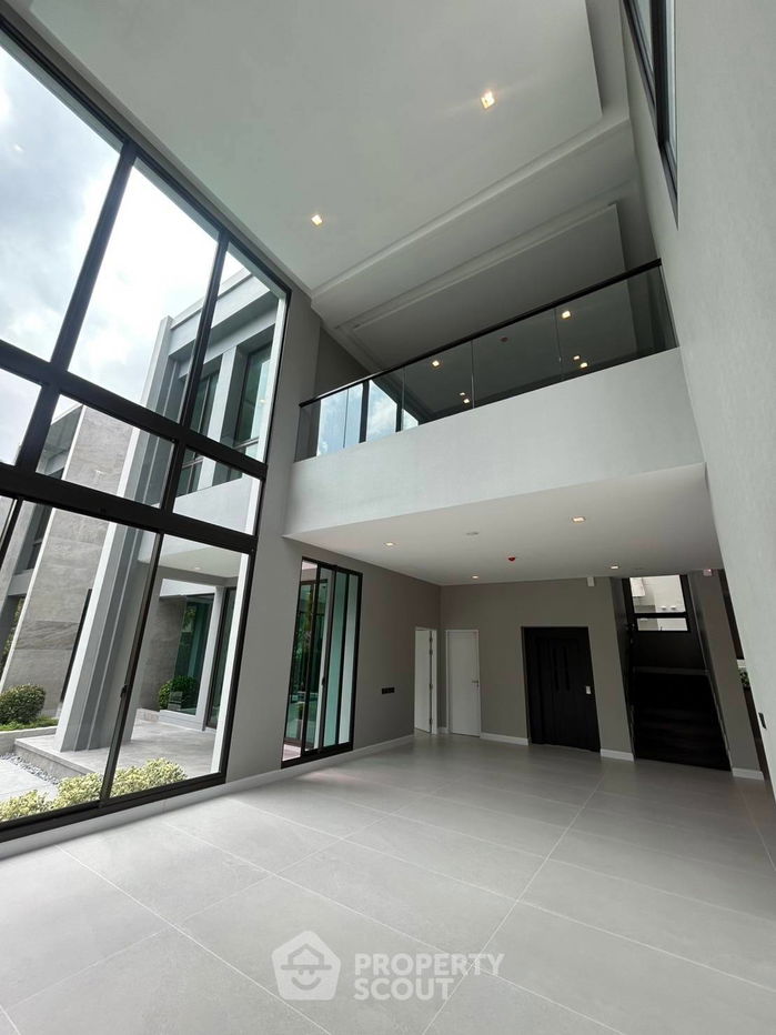 picture 5-BR House at Grand Bangkok Boulevard Rama9-Krungthepkritha close to Krungthep Kreetha (ID 2453488) - 7/19